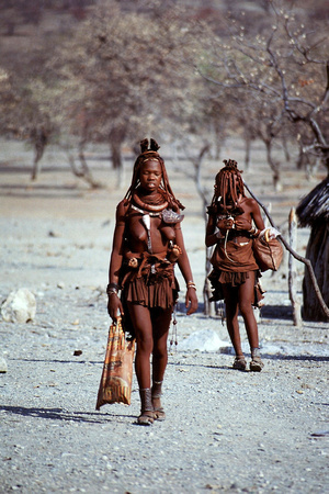 Himba vrouwen