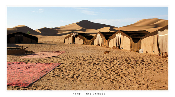 Kamp van Sahara Services bij Erg Chigaga