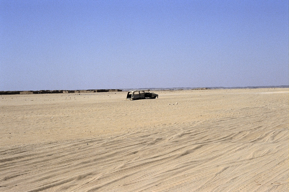 Wrak in de woestijn